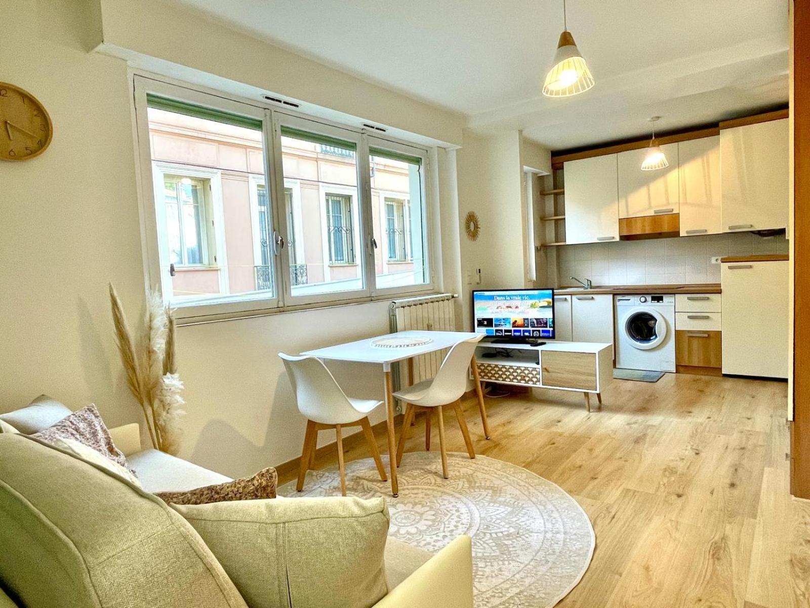 Cas'Azur Apartment Menton Bagian luar foto
