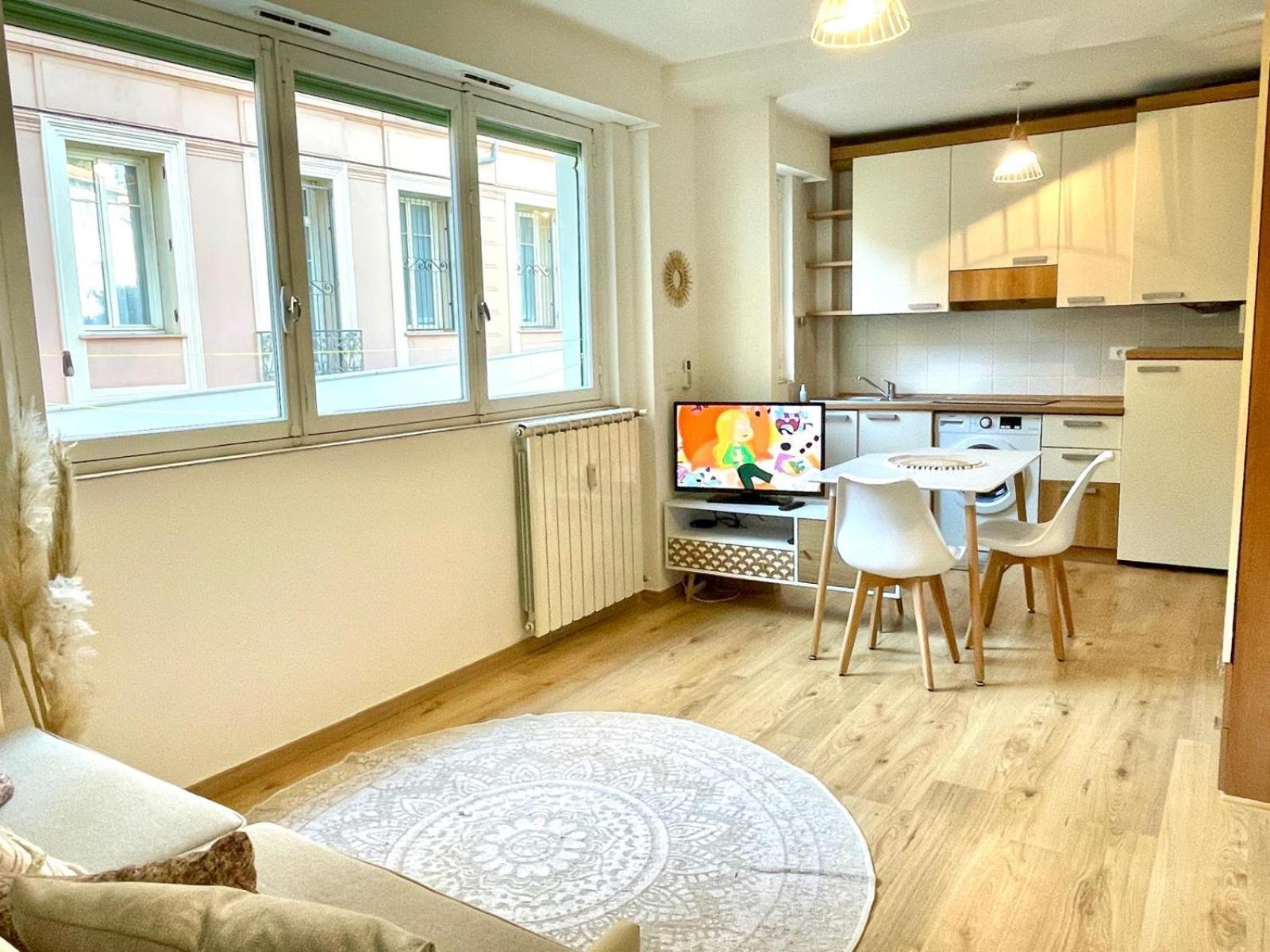 Cas'Azur Apartment Menton Bagian luar foto